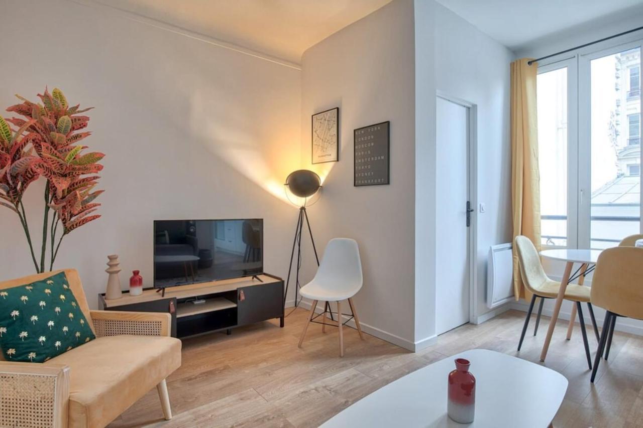 Nice Apartment In Republique - 6P パリ エクステリア 写真